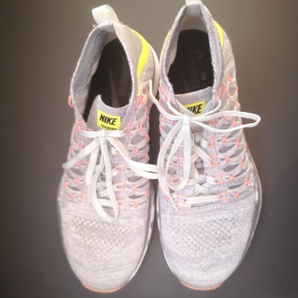 Nike Training Flex Speed Men's Size 9.5 Grey Lace Closure Sneakers - Picture 4 of 7